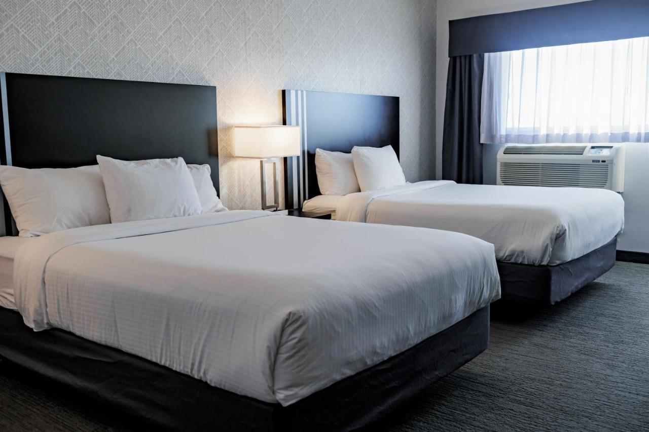 Park Inn By Radisson Edmonton Airport Ледюк Екстер'єр фото
